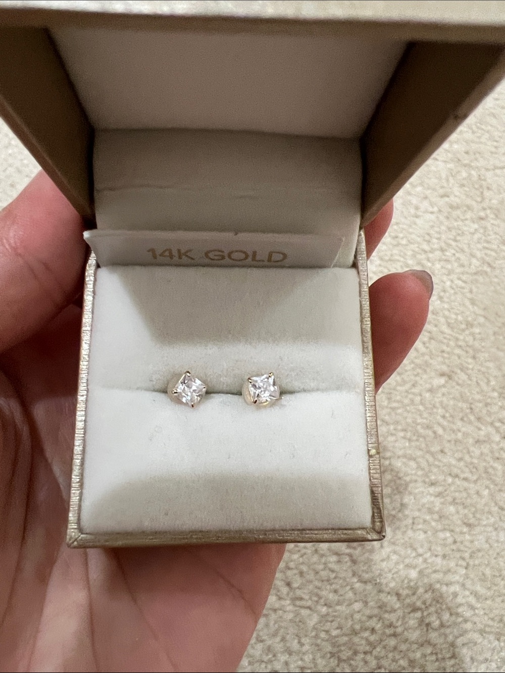 14K gold earrings set